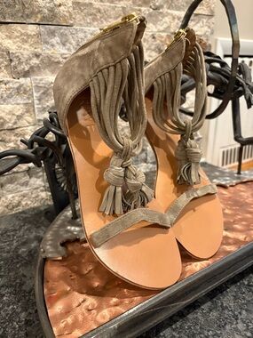 Raye Revolve Skye Sandal Size 36.5